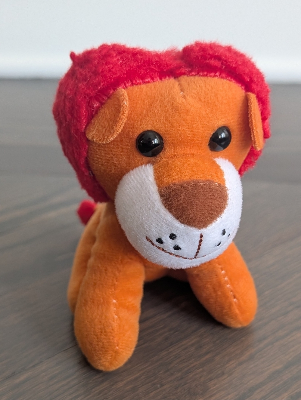 Small Stuffed Animal Lion, 5 inch